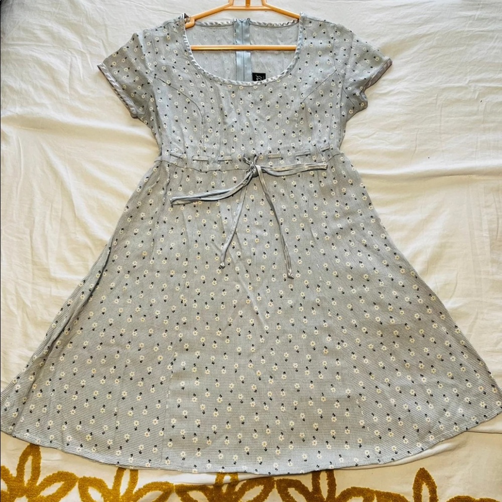 All that Jazz dainty floral dress